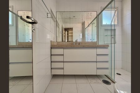 Apartamento à venda com 138m², 3 quartos e 2 vagasBanheiro Suíte 1