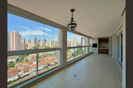 Apartamento à venda com 138m², 3 quartos e 2 vagasVaranda