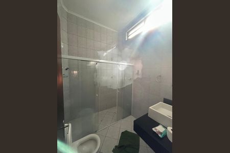 Casa à venda com 3 quartos, 131m² em Jardim Ivone, São Paulo