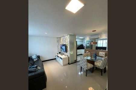 Casa de Condomínio à venda com 3 quartos, 104m² em Vila Mazzei, São Paulo