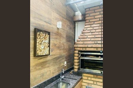 Casa de condomínio à venda com 104m², 3 quartos e 2 vagas