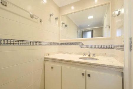 Apartamento à venda com 3 quartos, 206m² em Vila Nova Conceição, São Paulo