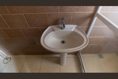 Apartamento à venda com 75m², 3 quartos e 1 vaga Apartamento à venda com 75m², 3 quartos e 1 vagaBanheiro Social