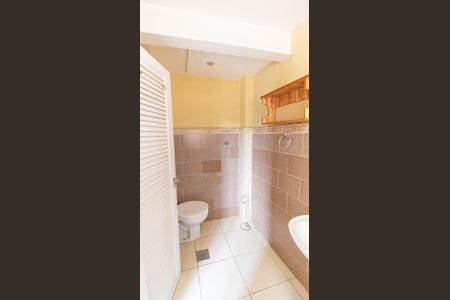 Apartamento à venda com 75m², 3 quartos e 1 vaga Apartamento à venda com 75m², 3 quartos e 1 vagaBanheiro Social