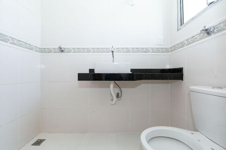 Apartamento à venda com 150m², 3 quartos e 2 vagas Apartamento à venda com 150m², 3 quartos e 2 vagasBanheiro da Suíte