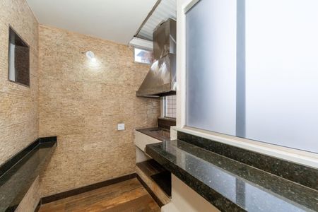 Apartamento à venda com 150m², 3 quartos e 2 vagas Apartamento à venda com 150m², 3 quartos e 2 vagasCobertura