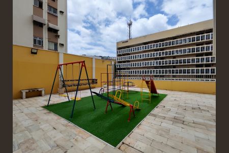 Apartamento à venda com 60m², 2 quartos e 1 vaga Apartamento à venda com 60m², 2 quartos e 1 vagaÁrea comum - Playground