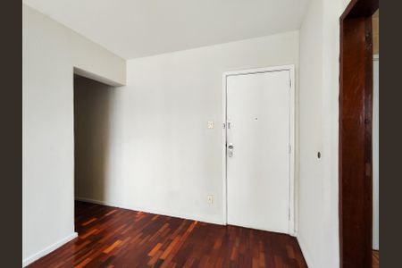 Apartamento à venda com 60m², 2 quartos e 1 vaga Apartamento à venda com 60m², 2 quartos e 1 vagaEntrada