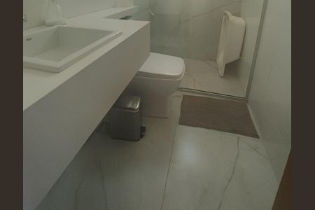 Casa para alugar com 160m², 3 quartos e 2 vagasBanheiro 2