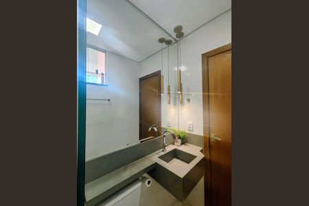 Casa para alugar com 160m², 3 quartos e 2 vagasBanheiro 1