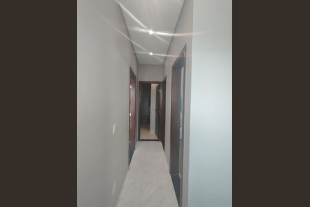 Casa para alugar com 160m², 3 quartos e 2 vagasCorredor
