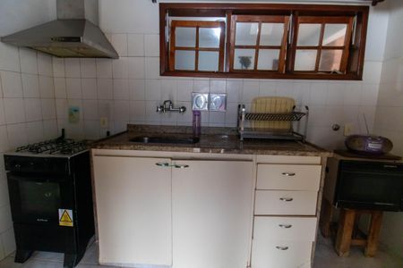 Casa à venda com 289m², 3 quartos e 4 vagas Casa à venda com 289m², 3 quartos e 4 vagasCozinha