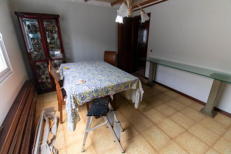 Casa à venda com 289m², 3 quartos e 4 vagas Casa à venda com 289m², 3 quartos e 4 vagasSala 2