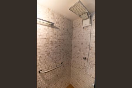 Casa à venda com 289m², 3 quartos e 4 vagas Casa à venda com 289m², 3 quartos e 4 vagasBanheiro Social 2