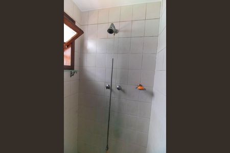 Casa à venda com 289m², 3 quartos e 4 vagas Casa à venda com 289m², 3 quartos e 4 vagasBanheiro de serviço