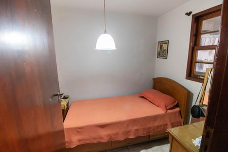 Casa à venda com 289m², 3 quartos e 4 vagas Casa à venda com 289m², 3 quartos e 4 vagasQuarto de Serviço