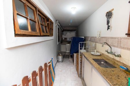 Casa à venda com 289m², 3 quartos e 4 vagas Casa à venda com 289m², 3 quartos e 4 vagasÁrea de Serviço