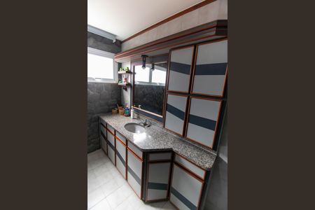 Casa à venda com 289m², 3 quartos e 4 vagas Casa à venda com 289m², 3 quartos e 4 vagasBanheiro Social