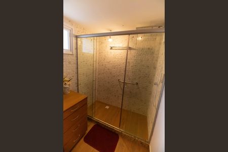 Casa à venda com 289m², 3 quartos e 4 vagas Casa à venda com 289m², 3 quartos e 4 vagasBanheiro Social 2