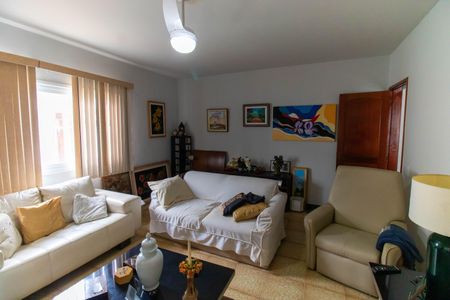 Casa à venda com 289m², 3 quartos e 4 vagas Casa à venda com 289m², 3 quartos e 4 vagasSala 3