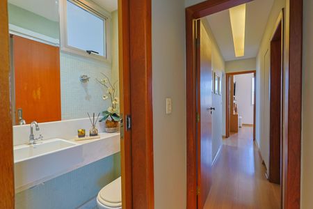 Lavabo de apartamento à venda com 4 quartos, 246m² em Nova Floresta, Belo Horizonte