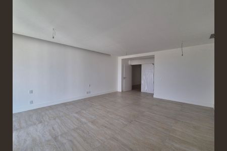Apartamento à venda com 384m², 4 quartos e 4 vagas Apartamento à venda com 384m², 4 quartos e 4 vagasSuíte 2