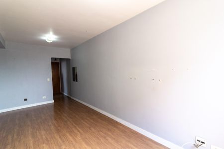 Sala de apartamento para alugar com 3 quartos, 74m² em Vila Sao Paulo, São Paulo