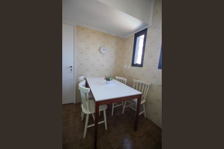 Apartamento à venda com 185m², 4 quartos e 3 vagasCozinha