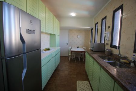 Apartamento à venda com 185m², 4 quartos e 3 vagasCozinha