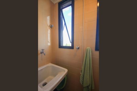 Apartamento à venda com 185m², 4 quartos e 3 vagasBanheiro de serviço