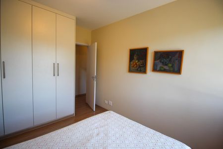 Apartamento à venda com 185m², 4 quartos e 3 vagasQuarto 3