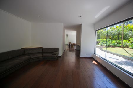 Apartamento à venda com 185m², 4 quartos e 3 vagasÁrea comum - Salão de festas