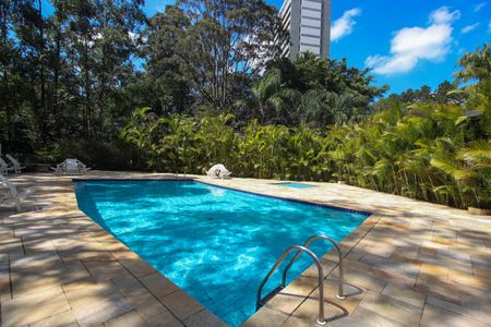 Apartamento à venda com 185m², 4 quartos e 3 vagasÁrea comum - Piscina