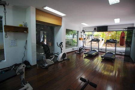 Apartamento à venda com 185m², 4 quartos e 3 vagasÁrea comum - Academia