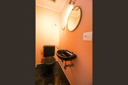 Apartamento à venda com 185m², 4 quartos e 3 vagasLavabo