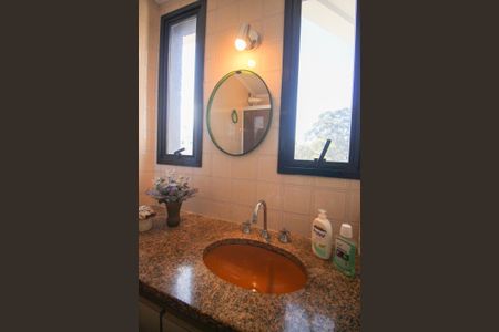 Apartamento à venda com 185m², 4 quartos e 3 vagasBanheiro da Suíte