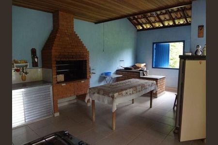 Casa de condomínio à venda com 500m², 4 quartos e 6 vagas