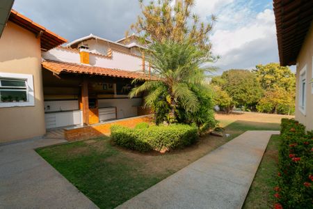 Casa para alugar com 350m², 4 quartos e 4 vagas Casa para alugar com 350m², 4 quartos e 4 vagasÁrea Externa