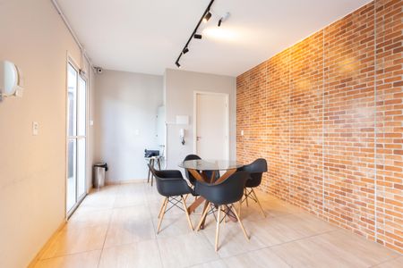 Apartamento à venda com 40m², 2 quartos e sem vagaÁrea comum