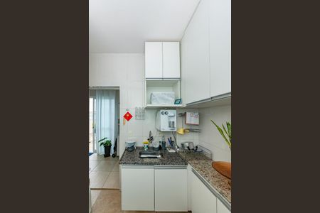 Apartamento à venda com 133m², 2 quartos e 2 vagas Apartamento à venda com 133m², 2 quartos e 2 vagasCozinha 2