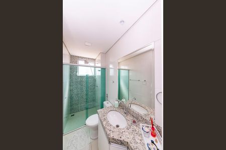 Apartamento à venda com 133m², 2 quartos e 2 vagas Apartamento à venda com 133m², 2 quartos e 2 vagasBanheiro Social 2