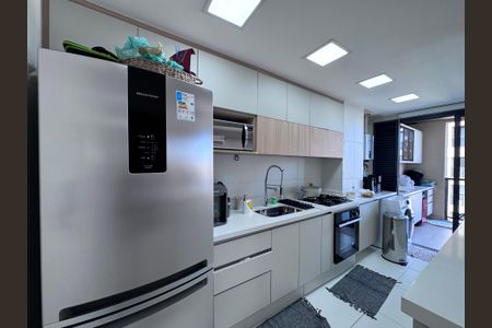 Apartamento à venda com 80m², 2 quartos e 1 vagaCozinha e Área de Serviço