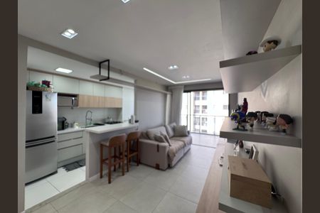 Apartamento à venda com 80m², 2 quartos e 1 vagaSala