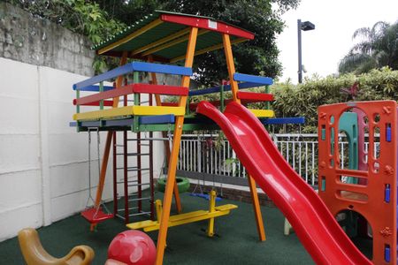 Apartamento à venda com 60m², 2 quartos e 1 vagaÁrea comum