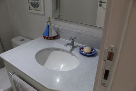 Apartamento à venda com 60m², 2 quartos e 1 vagaBanheiro do Quarto 1