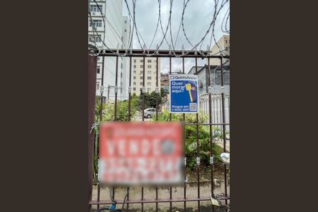 Apartamento à venda com 75m², 2 quartos e 1 vagaPlaquinha