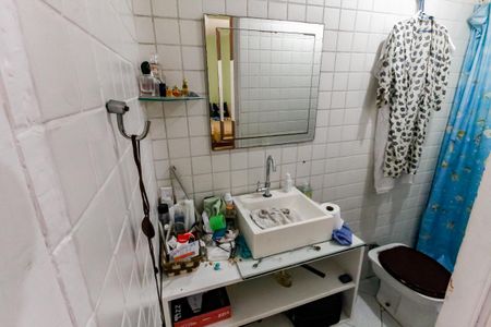 Casa para alugar com 110m², 3 quartos e 2 vagasBanheiro da Suíte