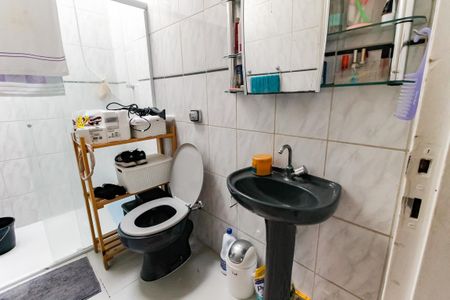 Casa para alugar com 110m², 3 quartos e 2 vagasBanheiro Corredor