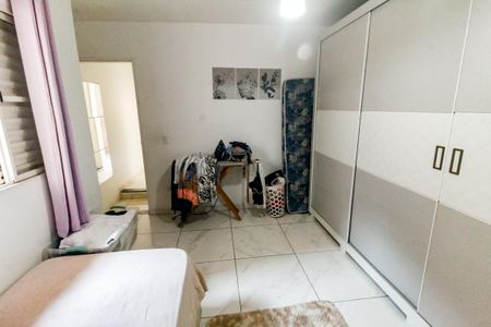 Casa para alugar com 110m², 3 quartos e 2 vagasQuarto 2