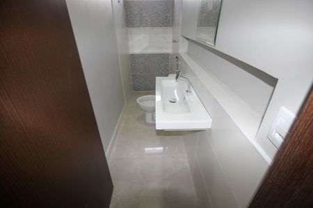Studio para alugar com 40m², 1 quarto e sem vaga Studio para alugar com 40m², 1 quarto e sem vagaBanheiro